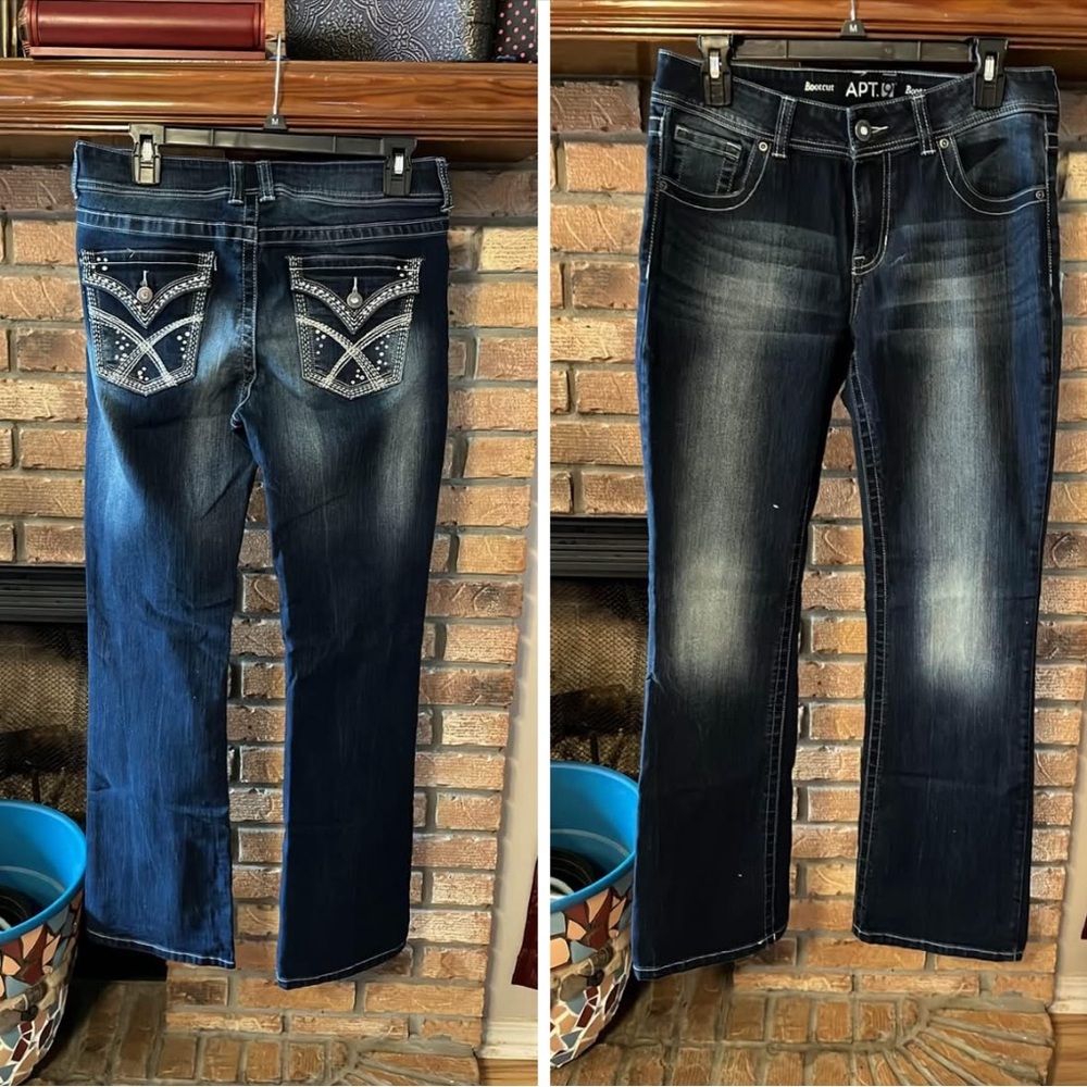 Women’s Apt9 jeans size 10￼